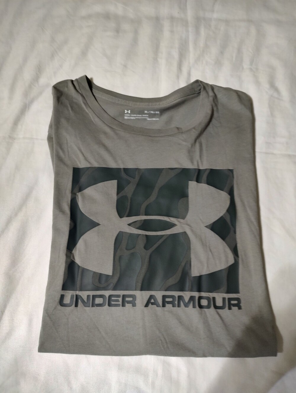 Under Armour Men's  Graphic Logo Short Sleeve Tee
